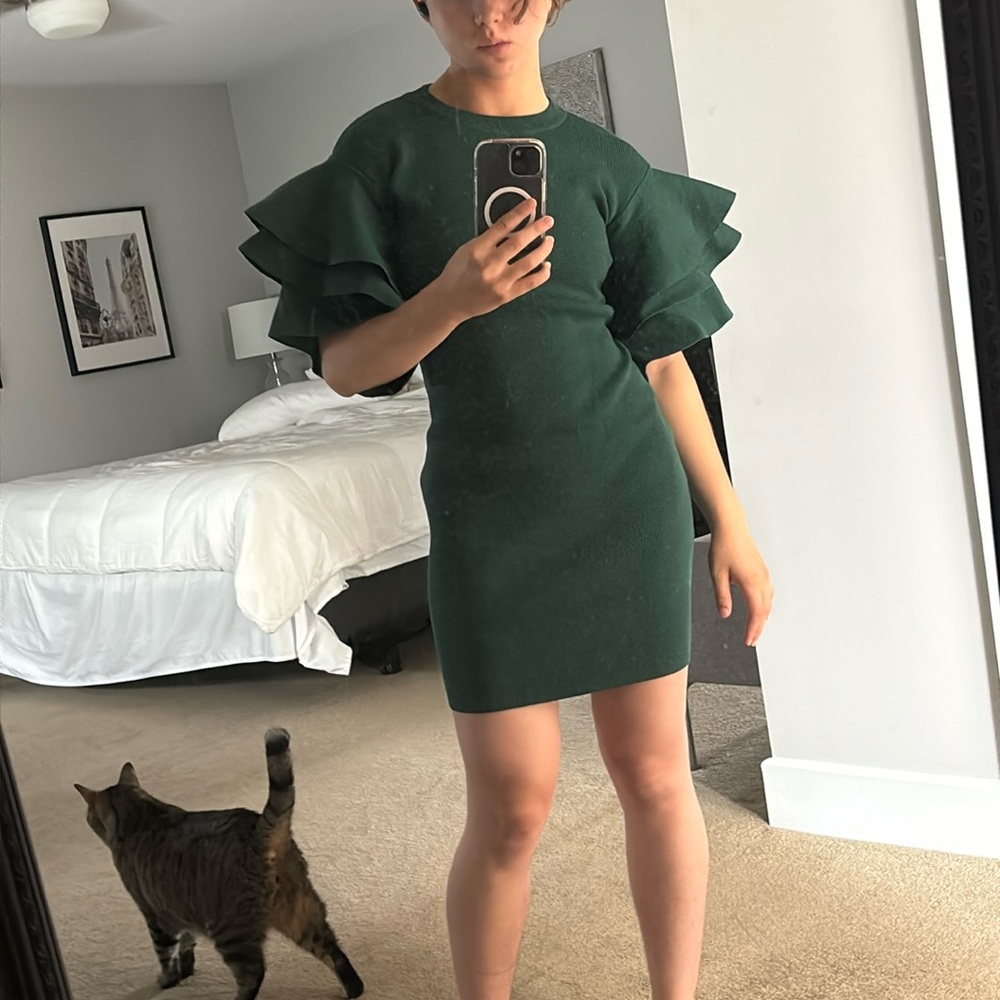 Dark Green Bodycon Dress with Ruffled Sleeves